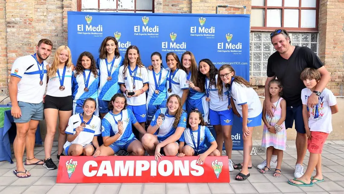 Bronce de nuestras cadetes en el Cto. de España